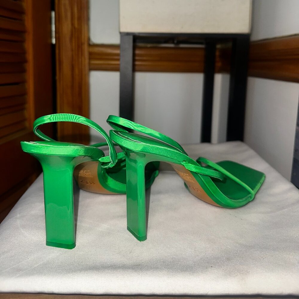 Pretty green Zara heels - Picture 3 of 4